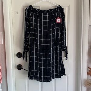 Off the shoulder dress🛍